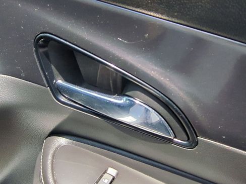 Used 2021 Buick Encore Preferred w/ Safety Package image 36