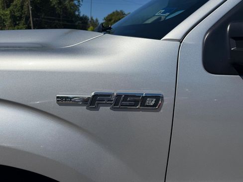Used 2014 Ford F150 XLT w/ Equipment Group 302A Luxury AWD/4WD image 13