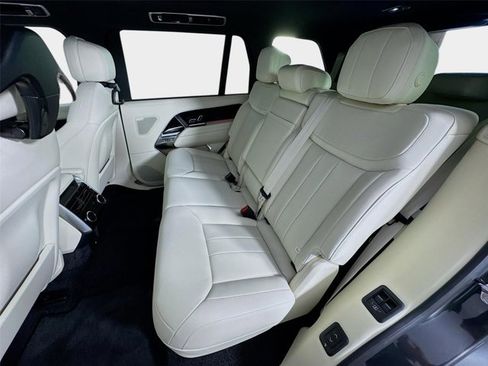 New 2026 Land Rover Range Rover Long Wheelbase SE AWD/4WD image 24
