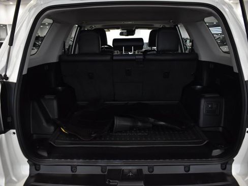 Used 2022 Toyota 4Runner Limited image 30