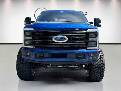 Used 2026 Ford F250 Platinum AWD/4WD image 2