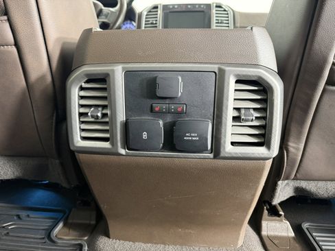 Used 2019 Ford F450 Limited AWD/4WD image 14