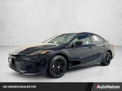 Used 2025 Toyota Camry SE w/ Convenience Package