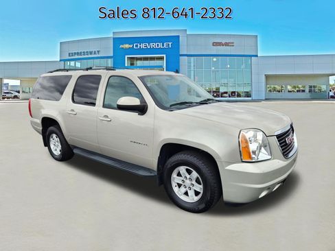 Used 2013 GMC Yukon XL SLT AWD/4WD image 1