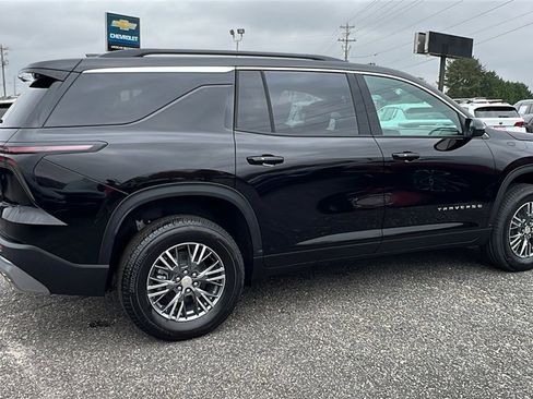 New 2026 Chevrolet Traverse LT image 5