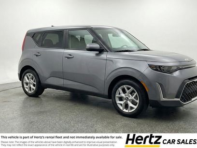 Used 2025 Kia Soul LX w/ LX Technology Package