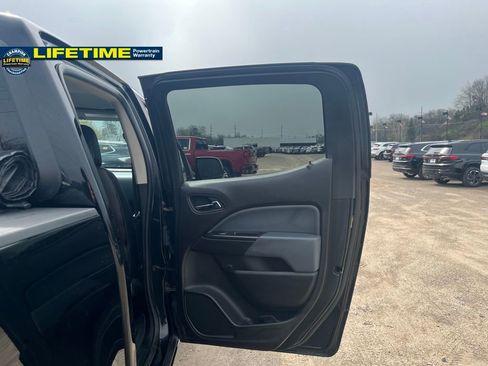 Used 2016 Chevrolet Colorado Z71 w/ Z71 Midnight Edition image 30