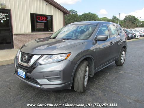 Used 2018 Nissan Rogue S AWD/4WD image 3