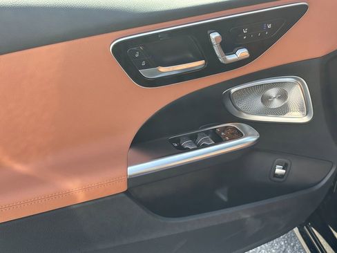 New 2026 Mercedes-Benz C 300 4MATIC Sedan image 11