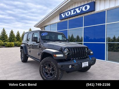 Used 2023 Jeep Wrangler Unlimited w/ 8.4" Radio Group