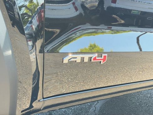 New 2026 GMC Canyon AT4 AWD/4WD image 32