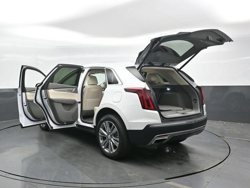 Used 2024 Cadillac XT5 Premium Luxury w/ LPO, Floor Liner Package AWD/4WD image 49