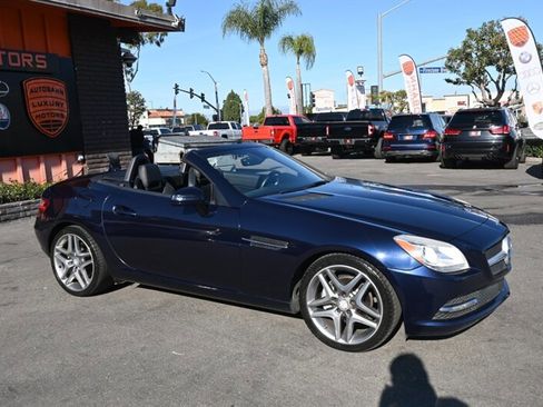 Used 2015 Mercedes-Benz SLK 250 image 21
