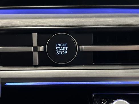 Used 2024 Hyundai Santa Fe Limited image 24