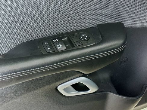 Used 2015 Dodge Challenger R/T w/ Quick Order Package 28B R/T RWD image 21