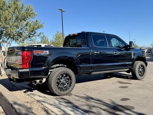 Used 2022 Ford F350 Platinum image 3