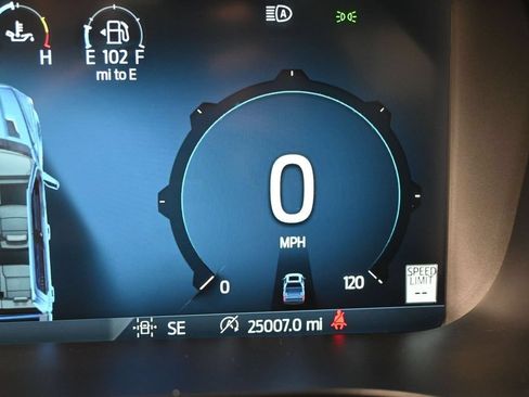 Used 2024 Ford F150 Lariat AWD/4WD image 9