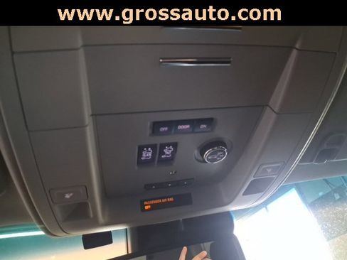 Used 2018 GMC Yukon XL SLT w/ Open Road Package image 18