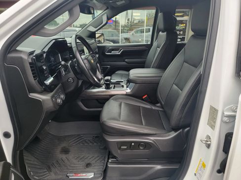 Used 2024 Chevrolet Silverado 1500 LTZ AWD/4WD image 10