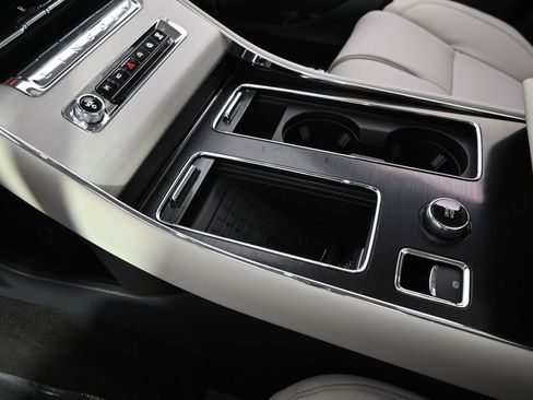 New 2026 Lincoln Aviator Reserve image 32