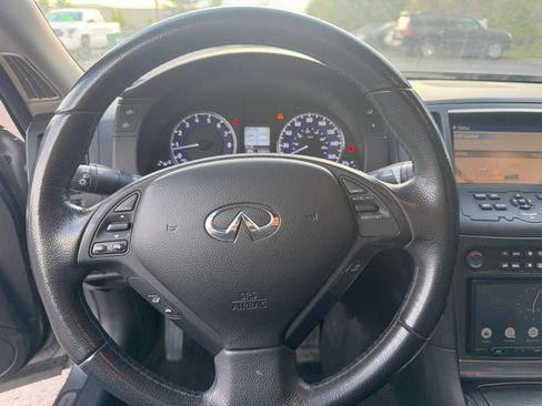 Used 2011 INFINITI G37 x Sedan AWD/4WD image 24