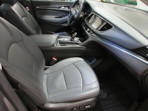 Used 2019 Buick Enclave Essence w/ Trailering Package, 5000 lbs. AWD/4WD image 8