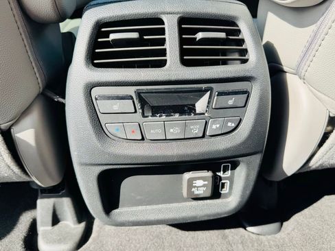 Used 2021 Honda Passport Touring image 14