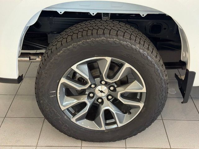 New 2026 Chevrolet Silverado 1500 RST w/ Z71 Off-Road Package AWD/4WD image 37