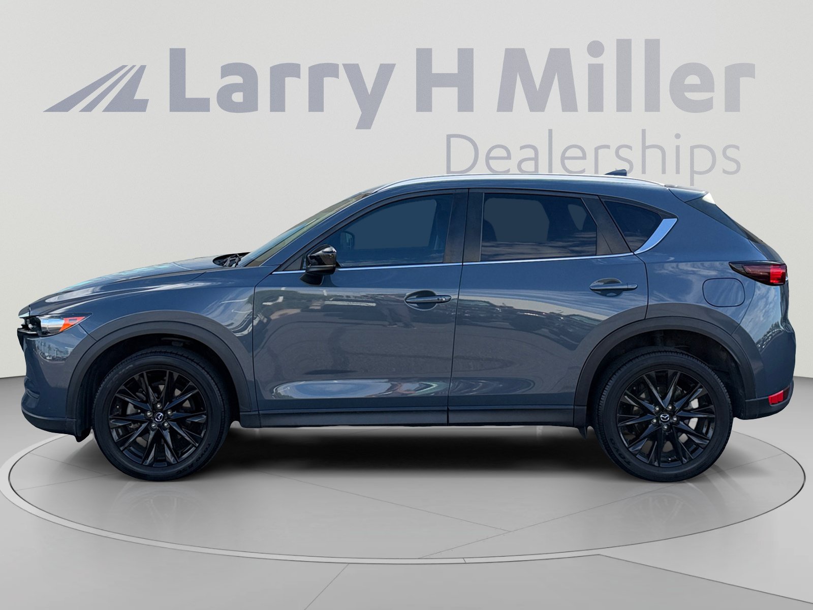 Used 2021 MAZDA CX-5 Carbon Edition FWD image 2