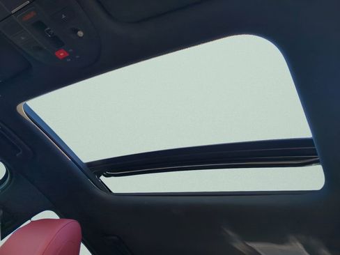 Used 2025 Genesis G70 3.3T Advanced image 19