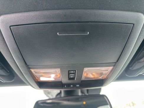 Certified 2022 Dodge Challenger GT w/ Plus Package image 12