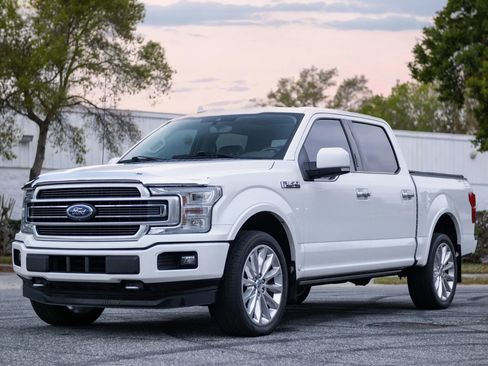 Used 2020 Ford F150 Limited w/ Trailer Tow Package image 7