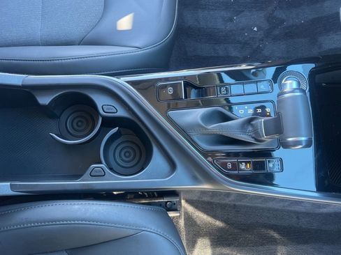 Certified 2023 Kia Niro EX image 23