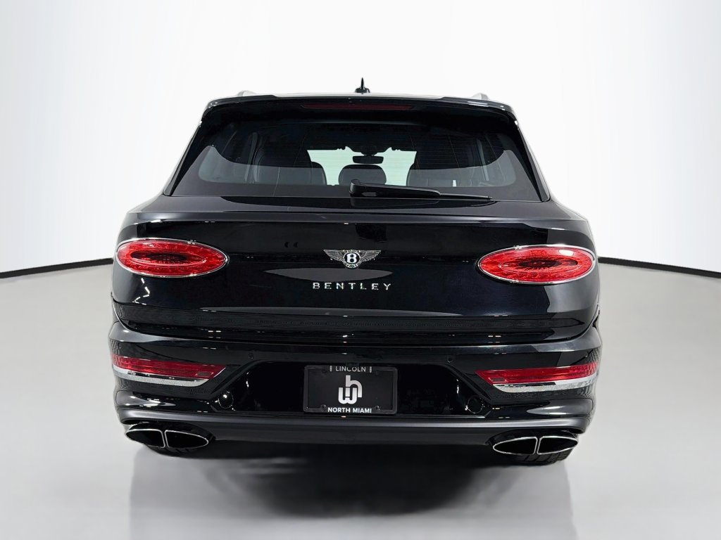 Used 2023 Bentley Bentayga AWD/4WD image 6