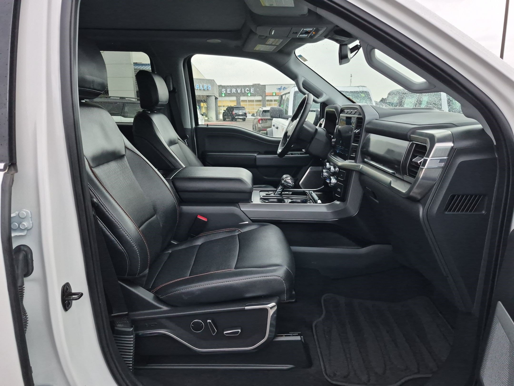 Used 2023 Ford F150 Lariat w/ Equipment Group 502A High AWD/4WD image 35