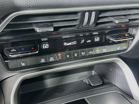 Used 2024 MAZDA CX-90 Plug-In Hybrid w/ Preferred AWD/4WD image 23