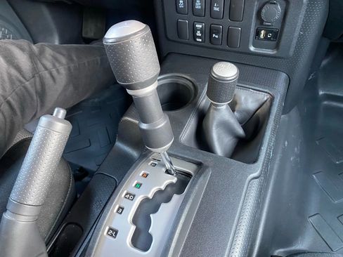 Used 2014 Toyota FJ Cruiser 4WD w/ Upgrade Package image 25