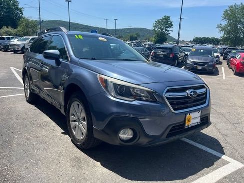 Used 2018 Subaru Outback 2.5i Premium AWD/4WD image 6