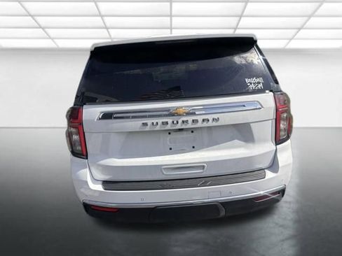 Used 2023 Chevrolet Suburban LS w/ Driver Alert Package image 7