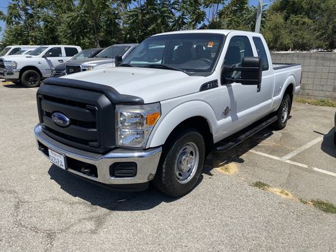 Used 2015 Ford F250 XL w/ XL Value Package RWD image 2