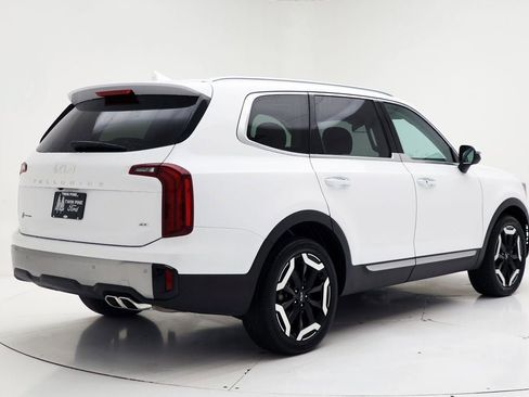 Used 2025 Kia Telluride S image 8