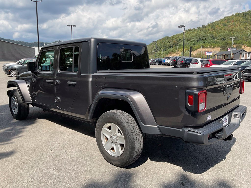 Used 2022 Jeep Gladiator Sport AWD/4WD image 4