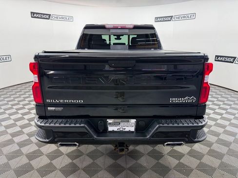 Used 2019 Chevrolet Silverado 1500 High Country w/ Technology Package AWD/4WD image 5