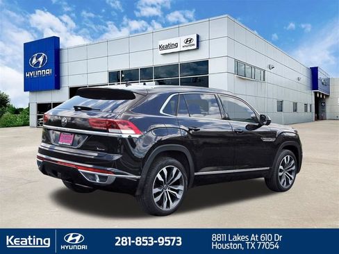 Used 2023 Volkswagen Atlas Cross Sport SEL Premium R-Line AWD/4WD image 5