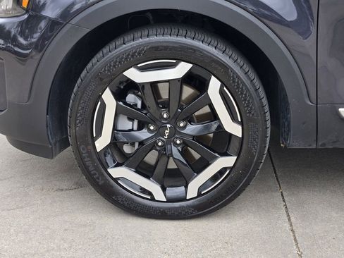 New 2025 Kia Telluride S image 8