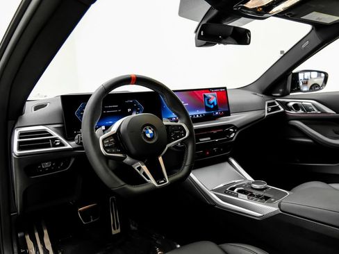 Used 2025 BMW M440i Coupe w/ Premium Package RWD image 5