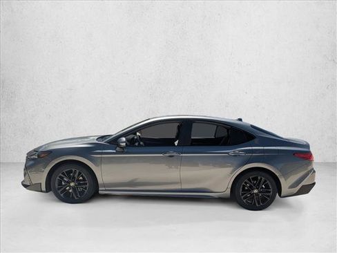 New 2026 Toyota Camry SE FWD image 5