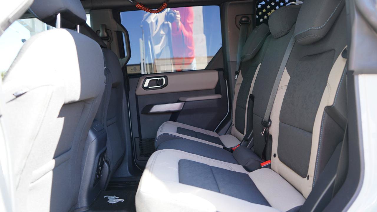 Used 2022 Ford Bronco Wildtrak AWD/4WD image 25