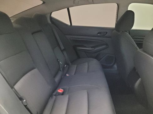 Used 2023 Nissan Altima 2.5 S FWD image 19