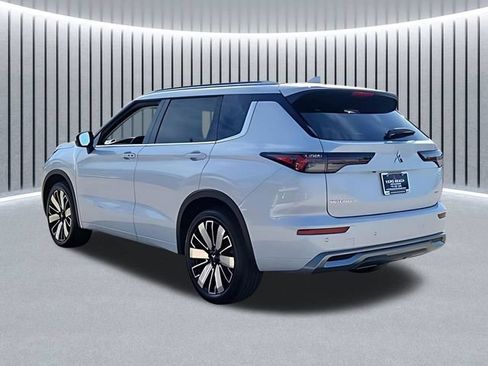 New 2026 Mitsubishi Outlander SEL FWD image 4
